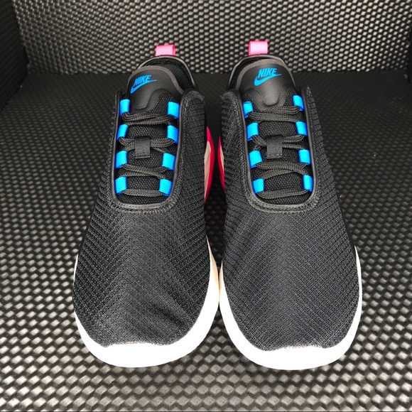 NIB Nike Air Max Motion 2 Women’s Sneakers - Picture 5 of 12